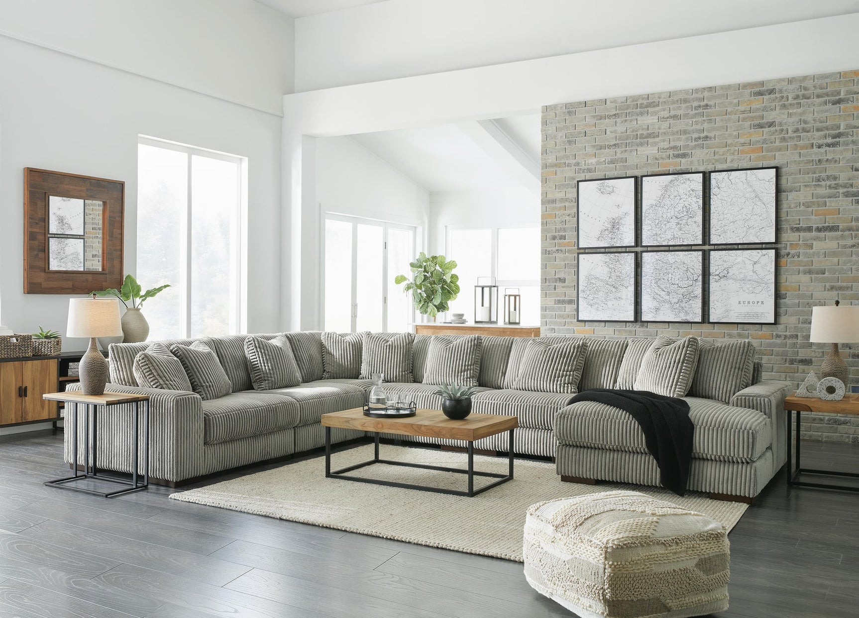 Lindyn Fog Velvet 6-Piece Sectional with Chaise - image 2
