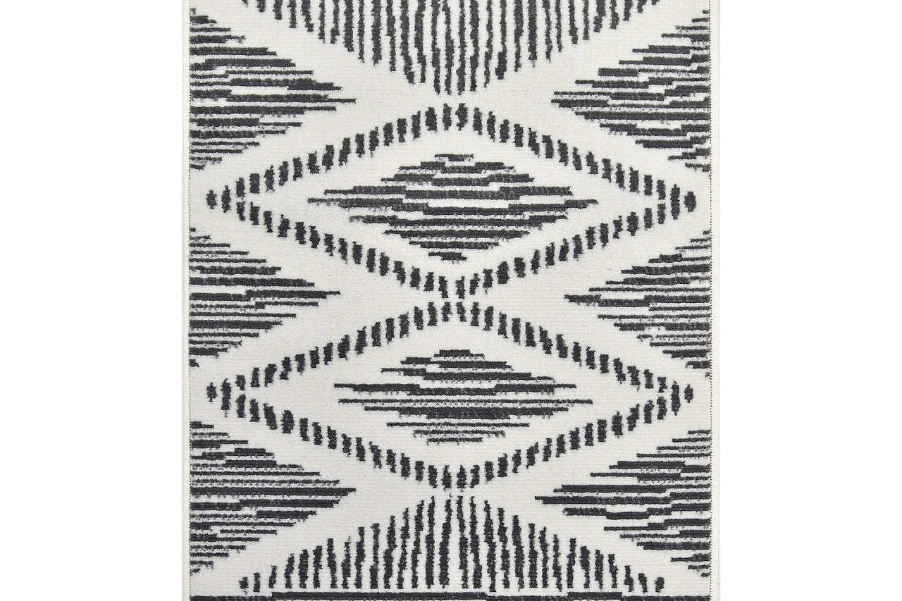 Posh 152 Medium Bone Rug in styled room setting