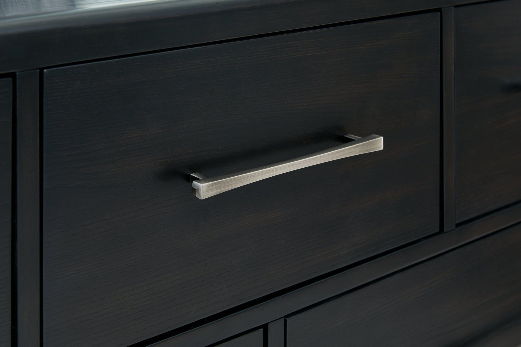 Rowanbeck chest drawer dovetail joinery detail