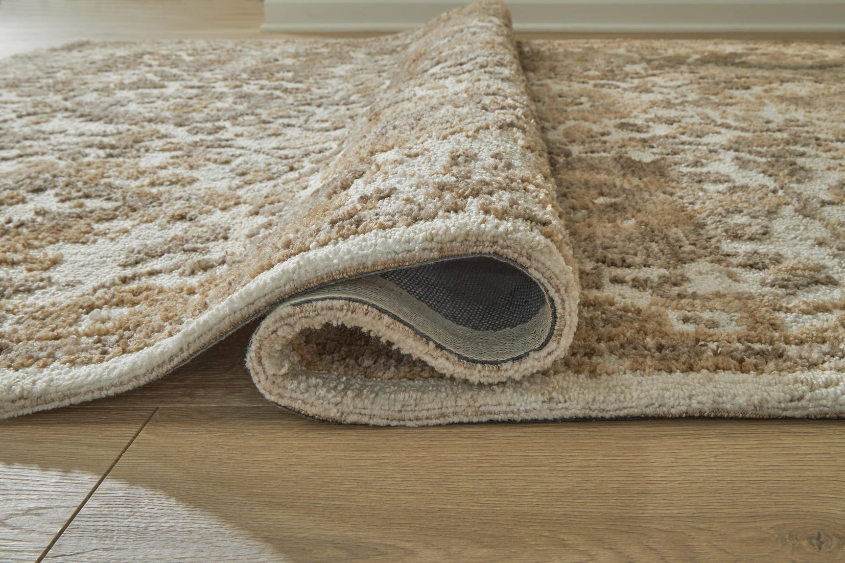 Sableridge Ivory/Taupe/Camel Extra Large Rug detail view