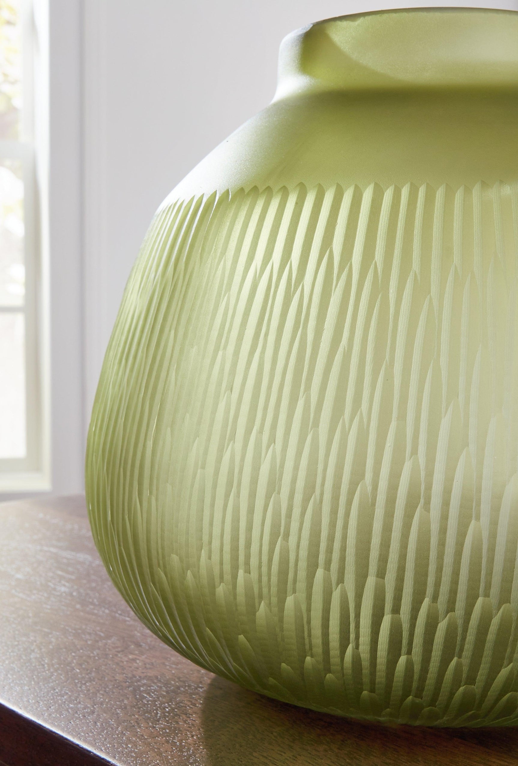 Scottyard Olive Green Vase - close-up detail of glass finish