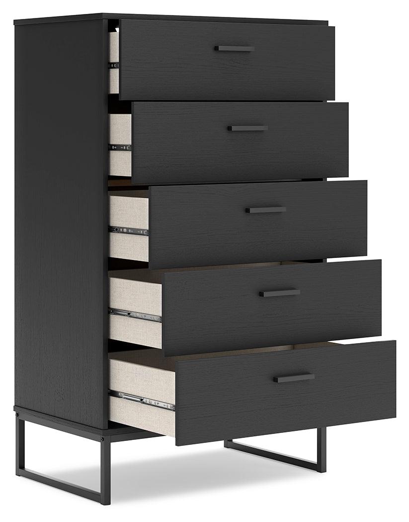 Side view of Socalle Chest of Drawers