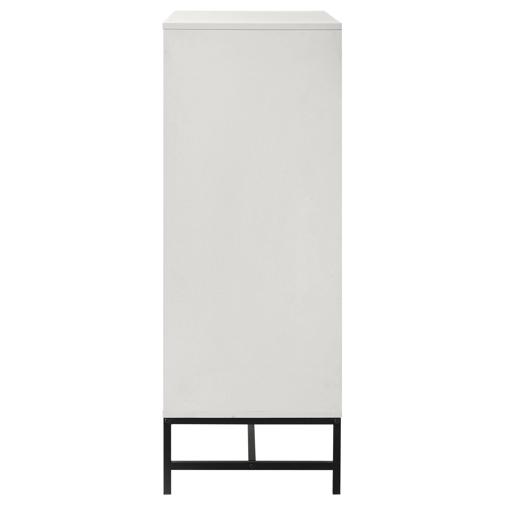 Sonora chest drawer smooth glide detail