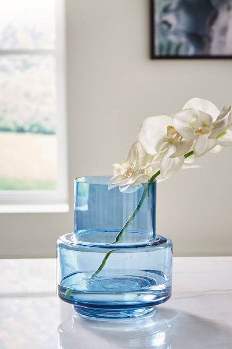Bealen Dark Blue Vase front view