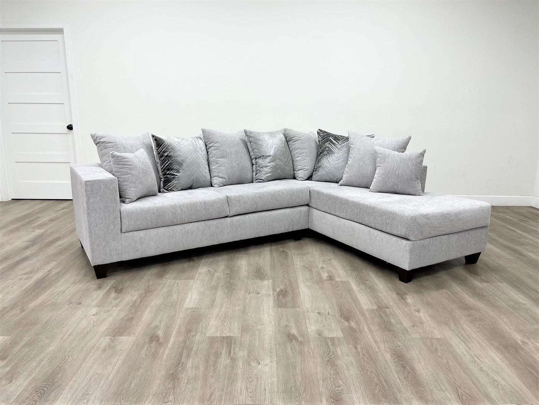 Dove Gray Thick Fabric Upholstered Sectional sofa front view