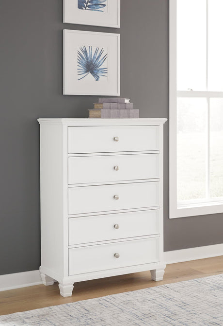 Fortman White Chest of Drawers front view