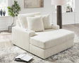 Lindyn Ivory Chaise front view showing upholstery and seating