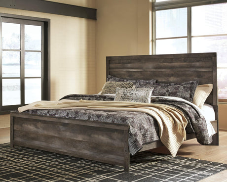 Wynnlow Gray King Panel Bed full front view