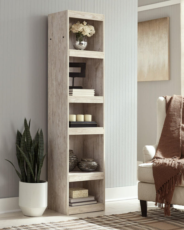 Willowton Whitewash Pier TV Stand front view with shelves