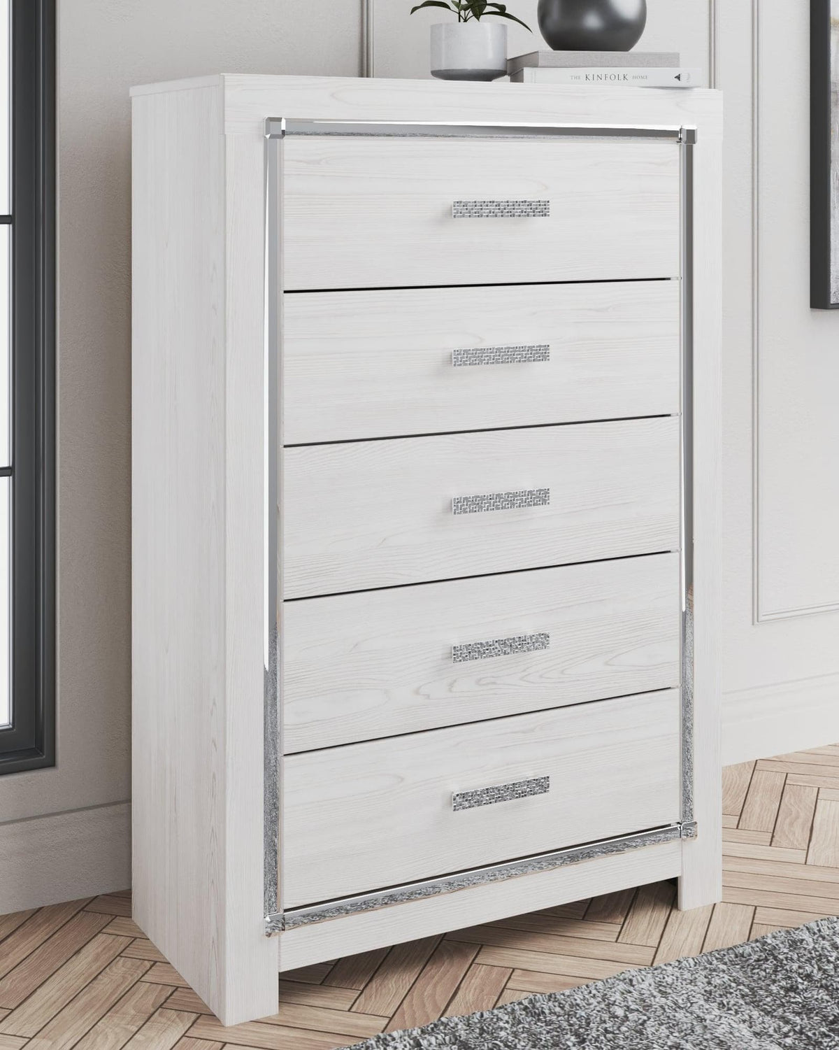Altyra White Chest of Drawers front angle with drawers closed