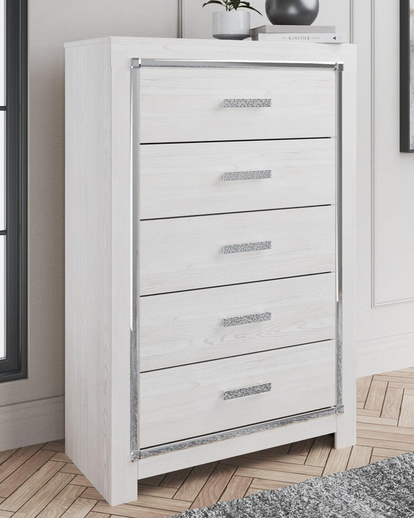 Altyra White Chest of Drawers front angle with drawers closed