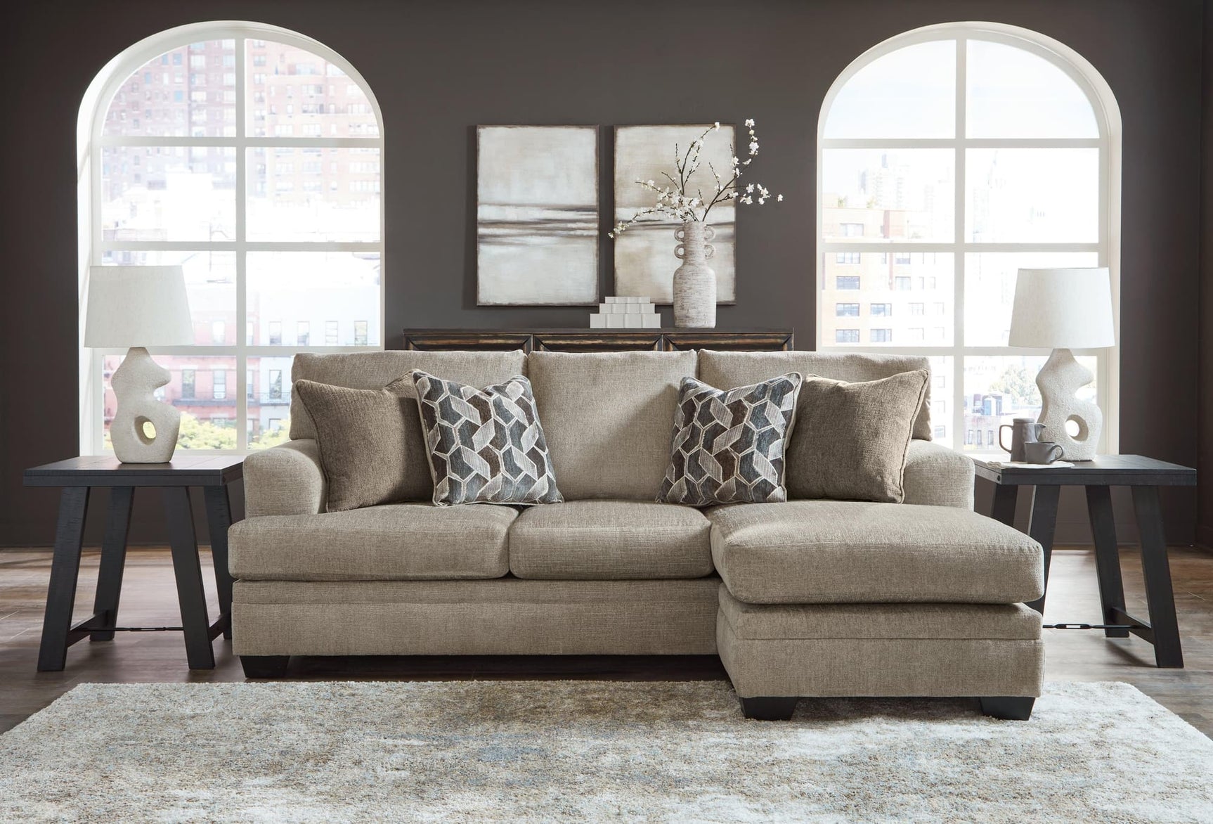 Stonemeade taupe chenille sofa chaise front angle