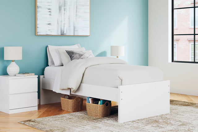 Onita White Twin Platform Bed, front view
