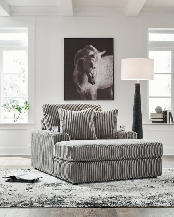 Lindyn Fog Velvet Chaise Lounge Chair front angle view