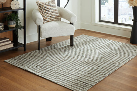 Jossen Ivory and Gray 5x7 Foot Geometric Rug
