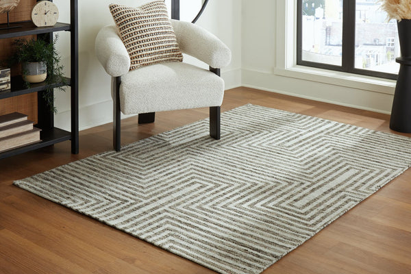 Jossen Ivory and Gray 5x7 Foot Geometric Rug
