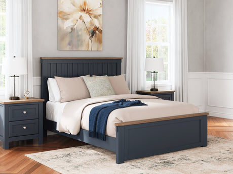 Landocken two-tone brown and blue queen panel bed front view