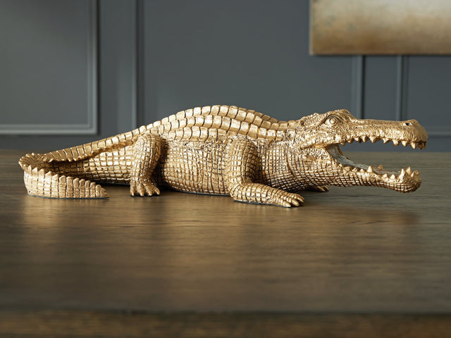 Lauretman antique gold alligator sculpture front angle