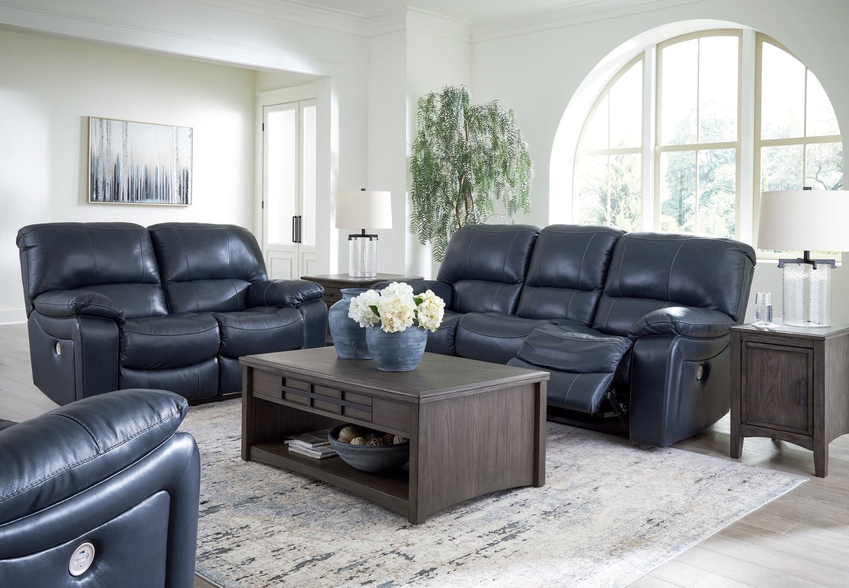 Leesworth Ocean reclining sofa front view