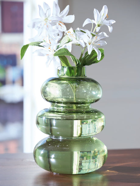 Renethorne Green Vase front view