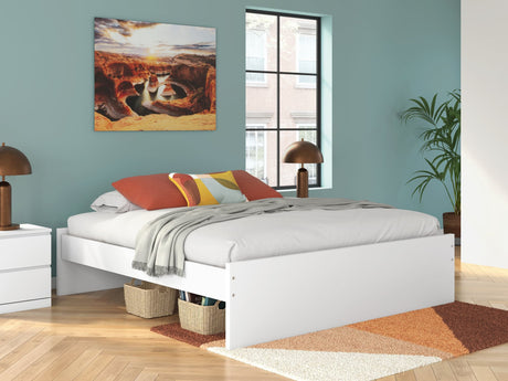 Onita White King Platform Bed front view