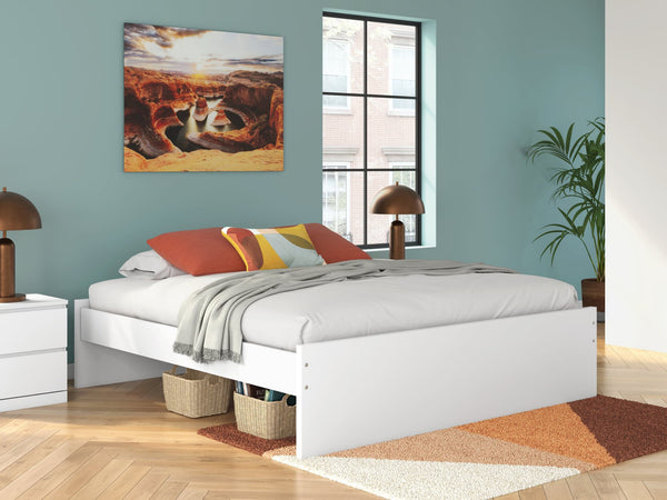 Onita White King Platform Bed front view