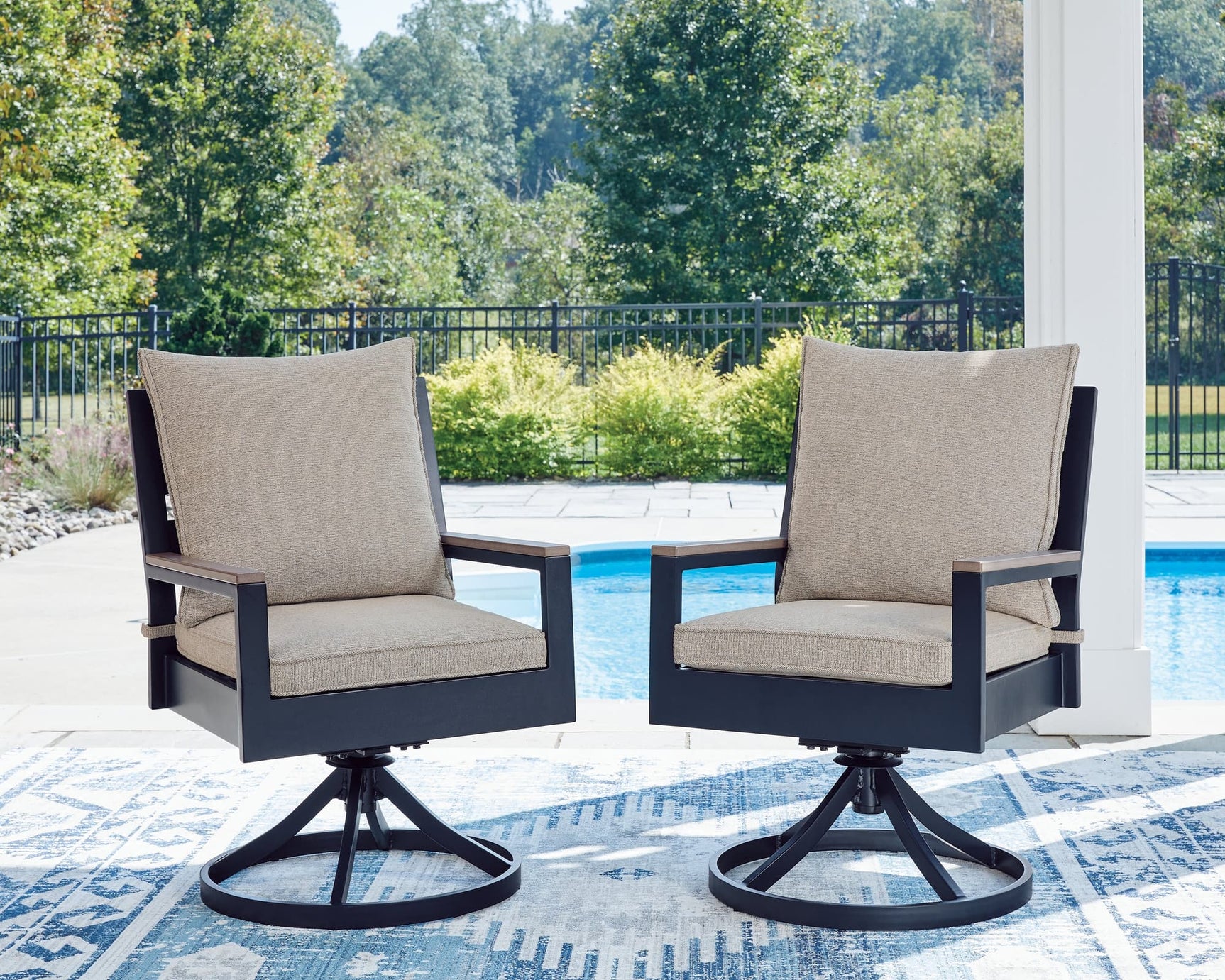 East Navy Blue/Driftwood Beach Outdoor Dining Table and 4 Chairs front view