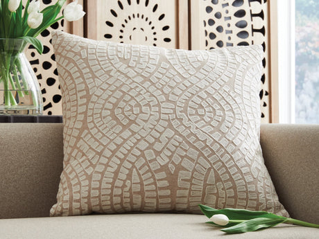 Cortlen beige/ivory pillow set of 4 front view
