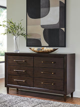 Dantenton Merlot 6-Drawer Dresser front view