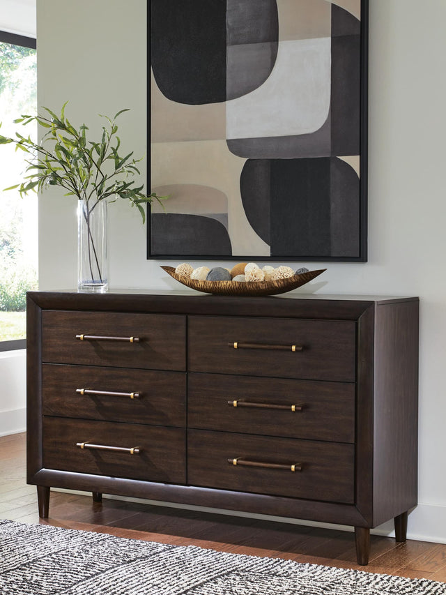 Dantenton Merlot 6-Drawer Dresser front view