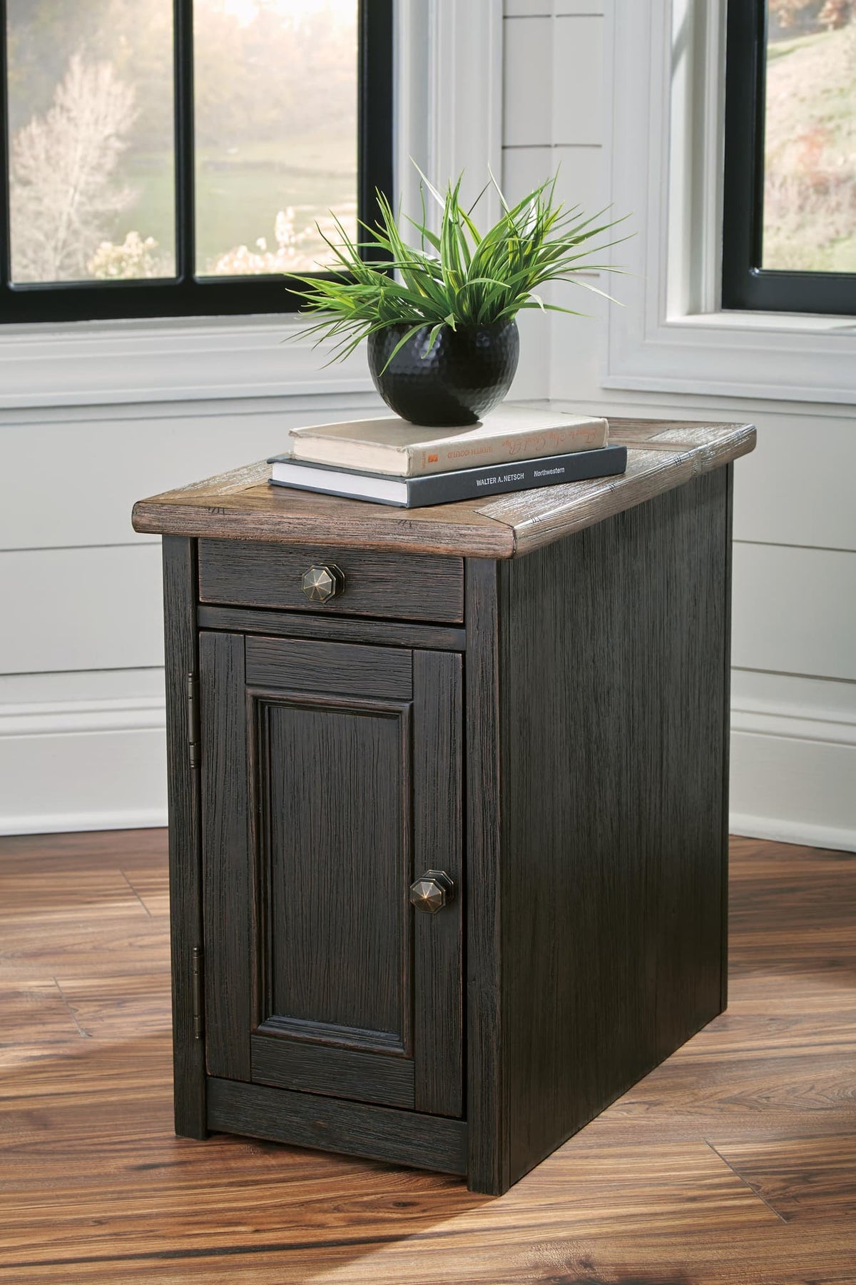 Tyler Grayish Brown/Black Coffee Table with 1 End Table — product image 4