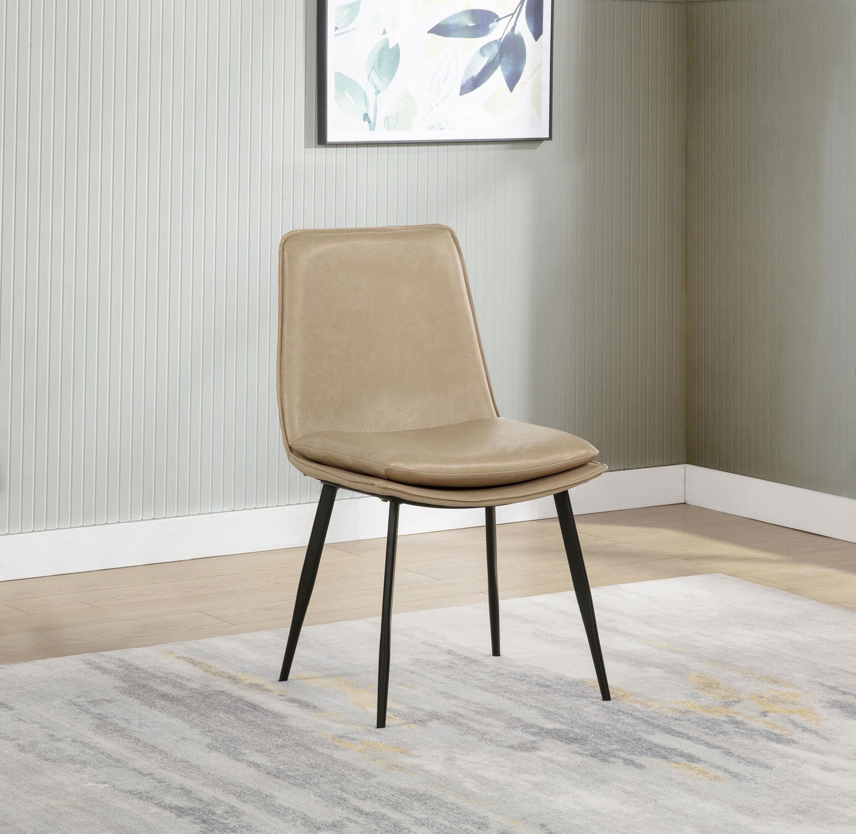 Ortega chair close-up on angled black metal legs