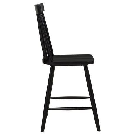 Chair at kitchen island setting