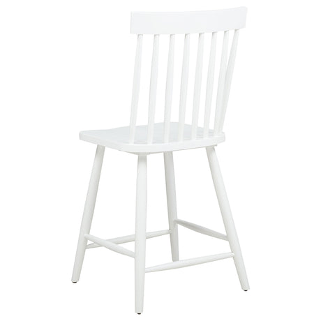 Andrews Windsor chair leg stretchers detail