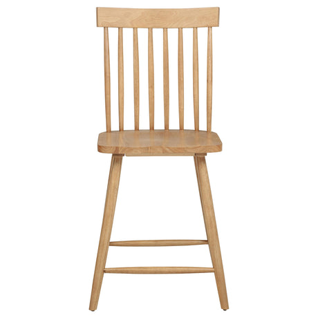 Angled legs and double stretchers detail on Andrews Windsor chair