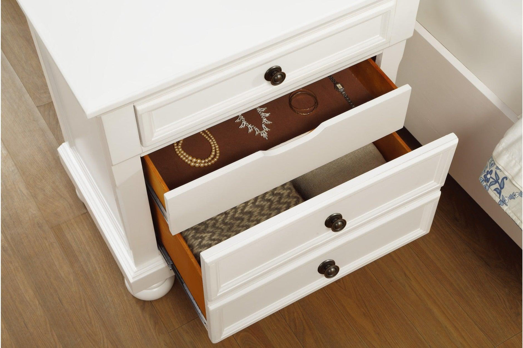 Chest drawer included in Laurelin Bedroom Set