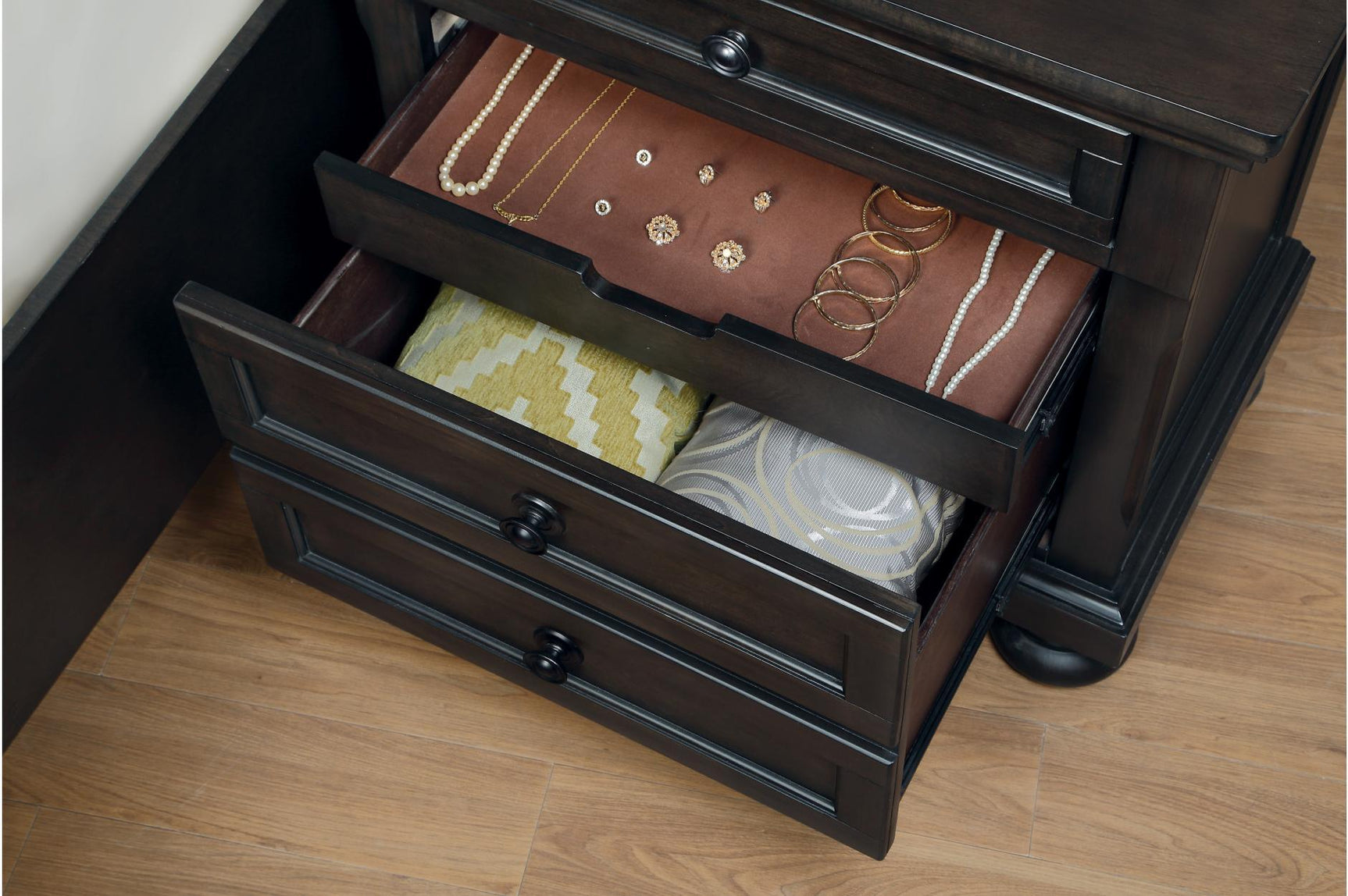 close side view showing hidden drawer on Begonia Gray Brown Storage Sleigh Bedroom Set bed