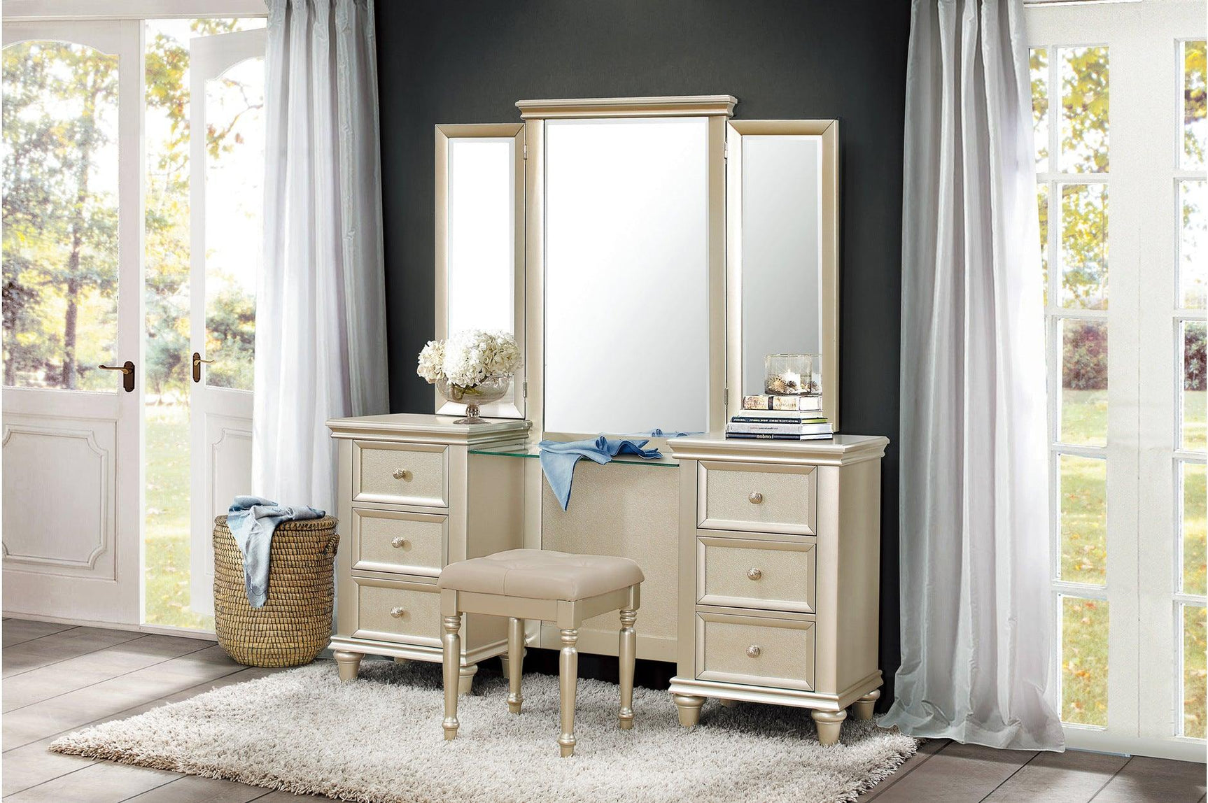 Side angle of Celandine Pearl Upholstered Queen Bed with tufted headboard