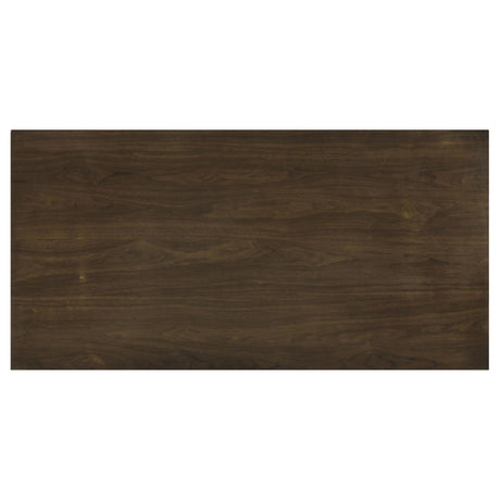 Image focusing on the square edge profile of Decker table top