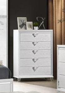 Layla White Chest