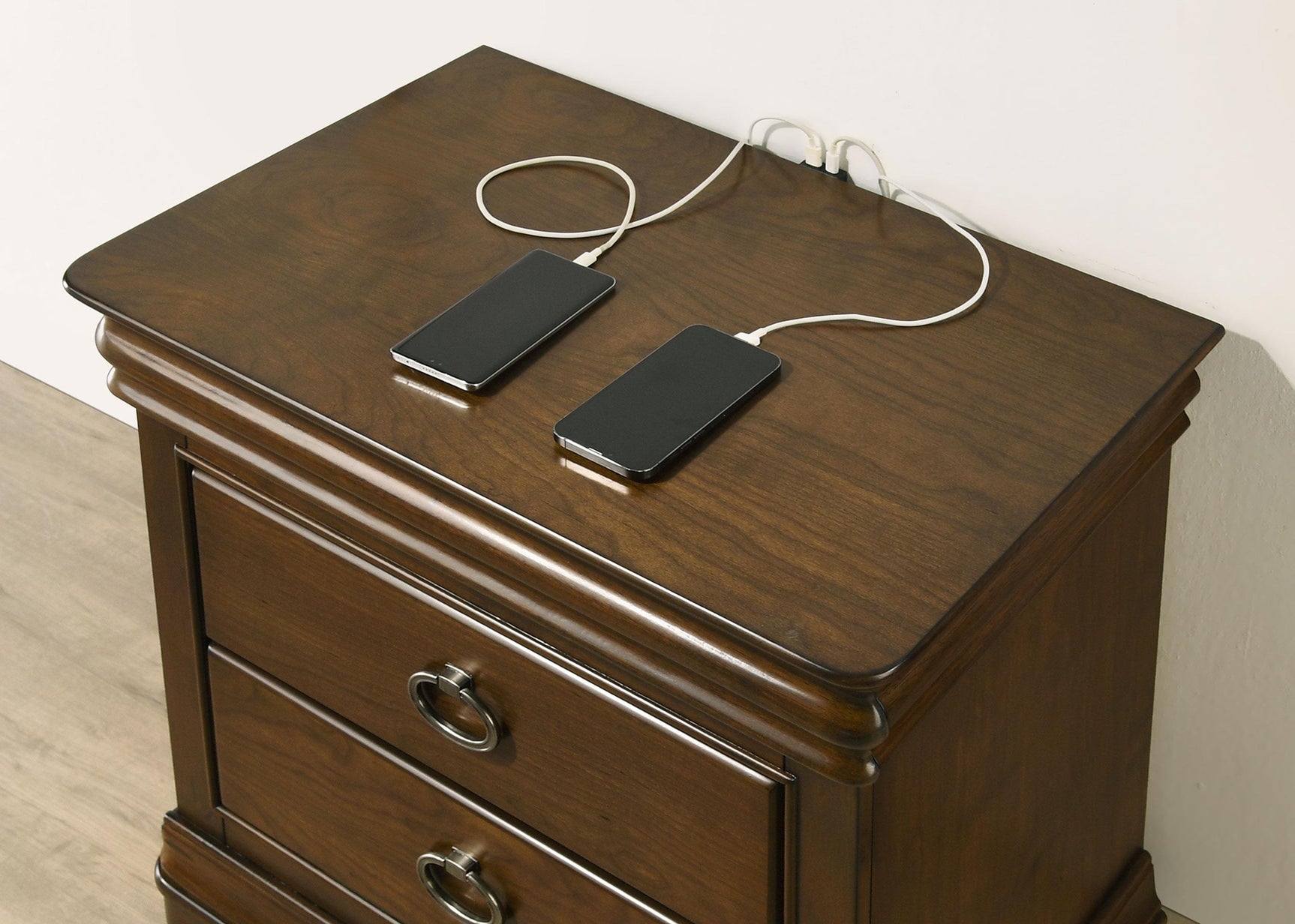 Garland 3-drawer nightstand in brown cherry finish