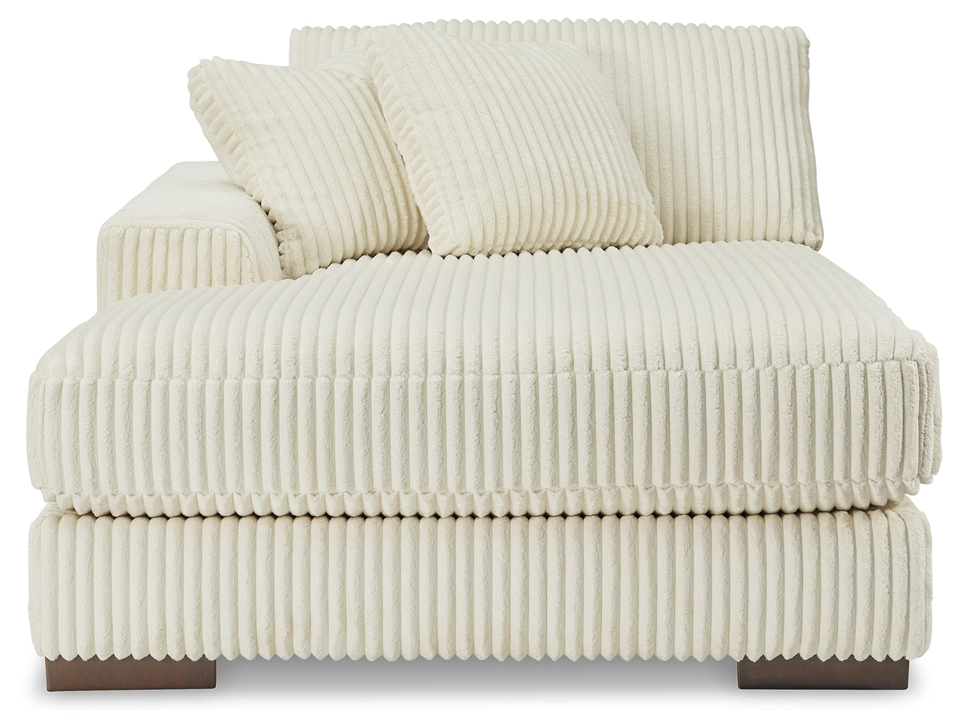 Lindyn Ivory 4-Piece Sectional Sofa with Chaise living room perspective
