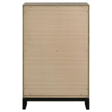 Groove pattern on drawer fronts of Watson chest