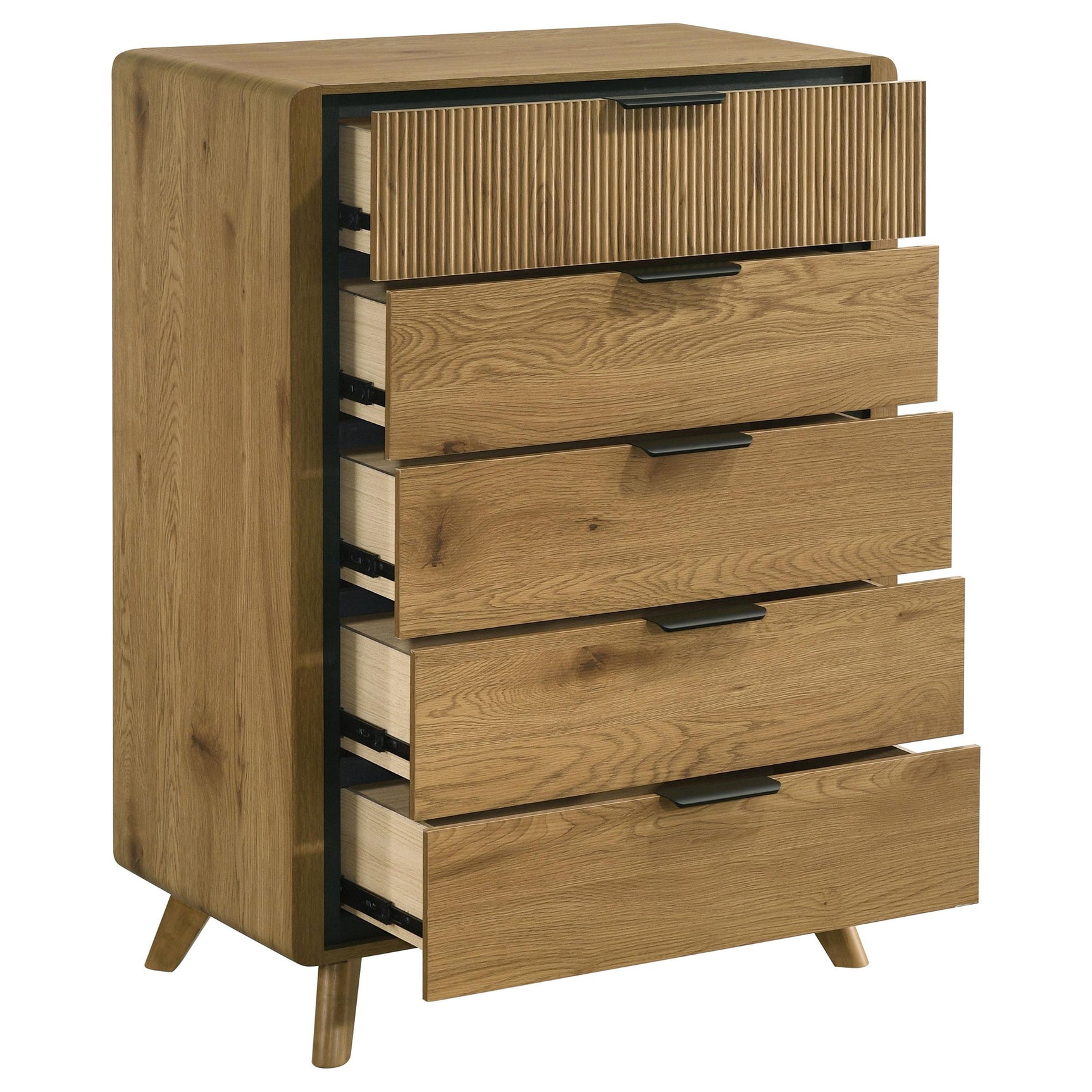 Bennett chest overview in bedroom setting
