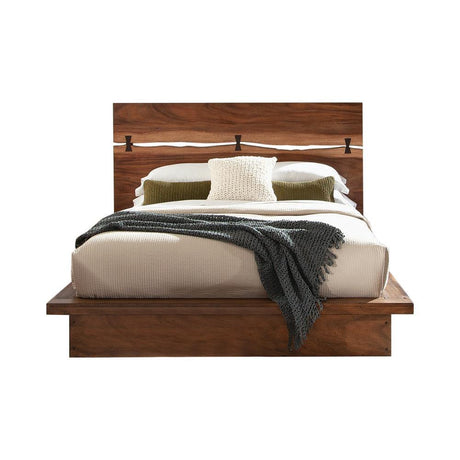 Winslow Queen Panel Bed in Smokey Walnut and Coffee Bean, headboard view