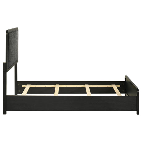 Footboard design of Cavelle twin panel bed