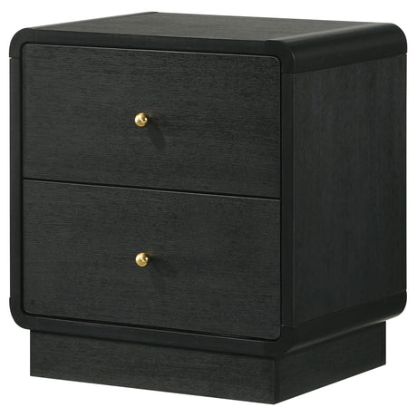 Close-up of metal knob on Cavelle nightstand drawer