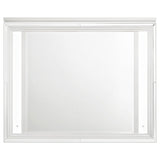 Close-up of Marmore dresser mirror LED light feature