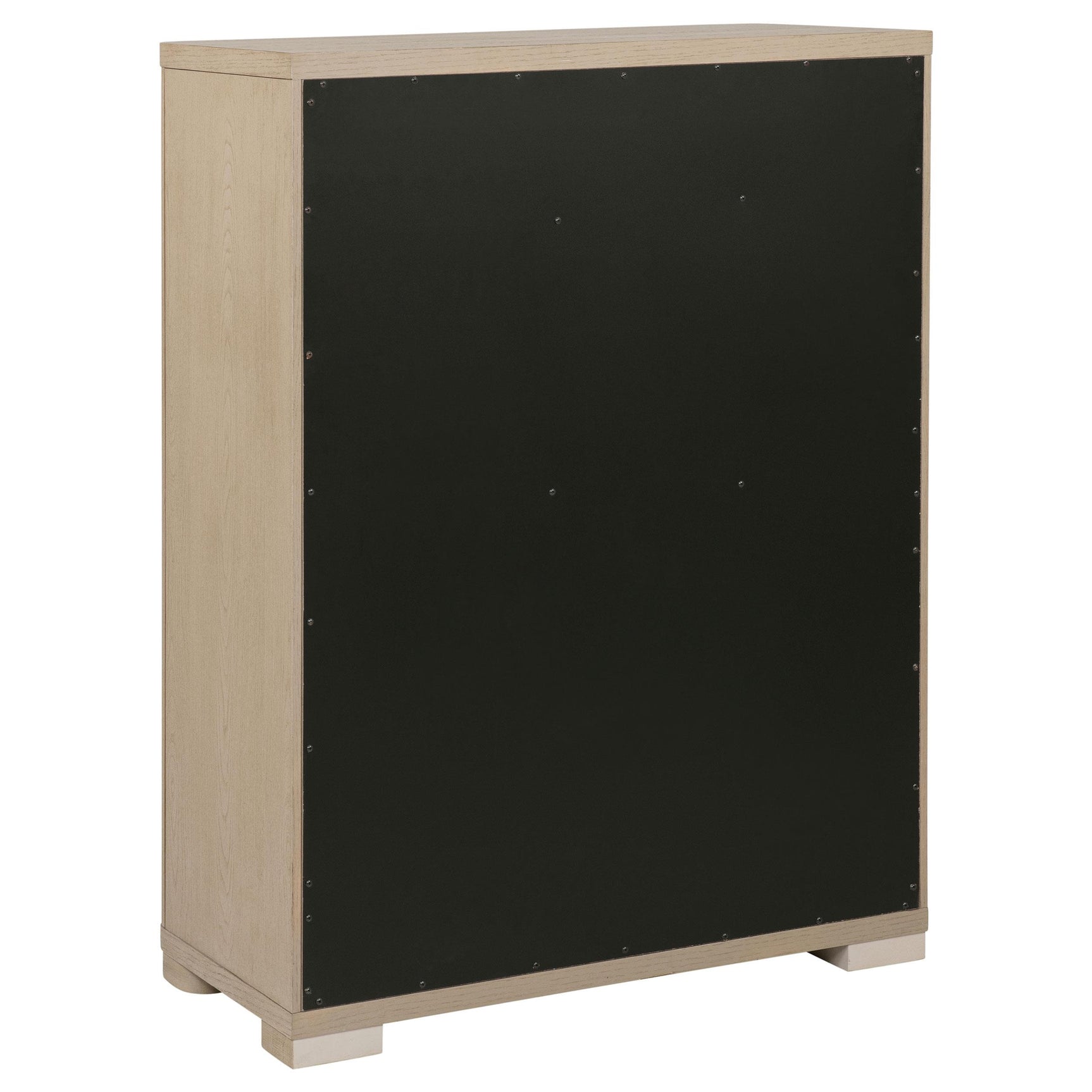 Ladera chest corner detail