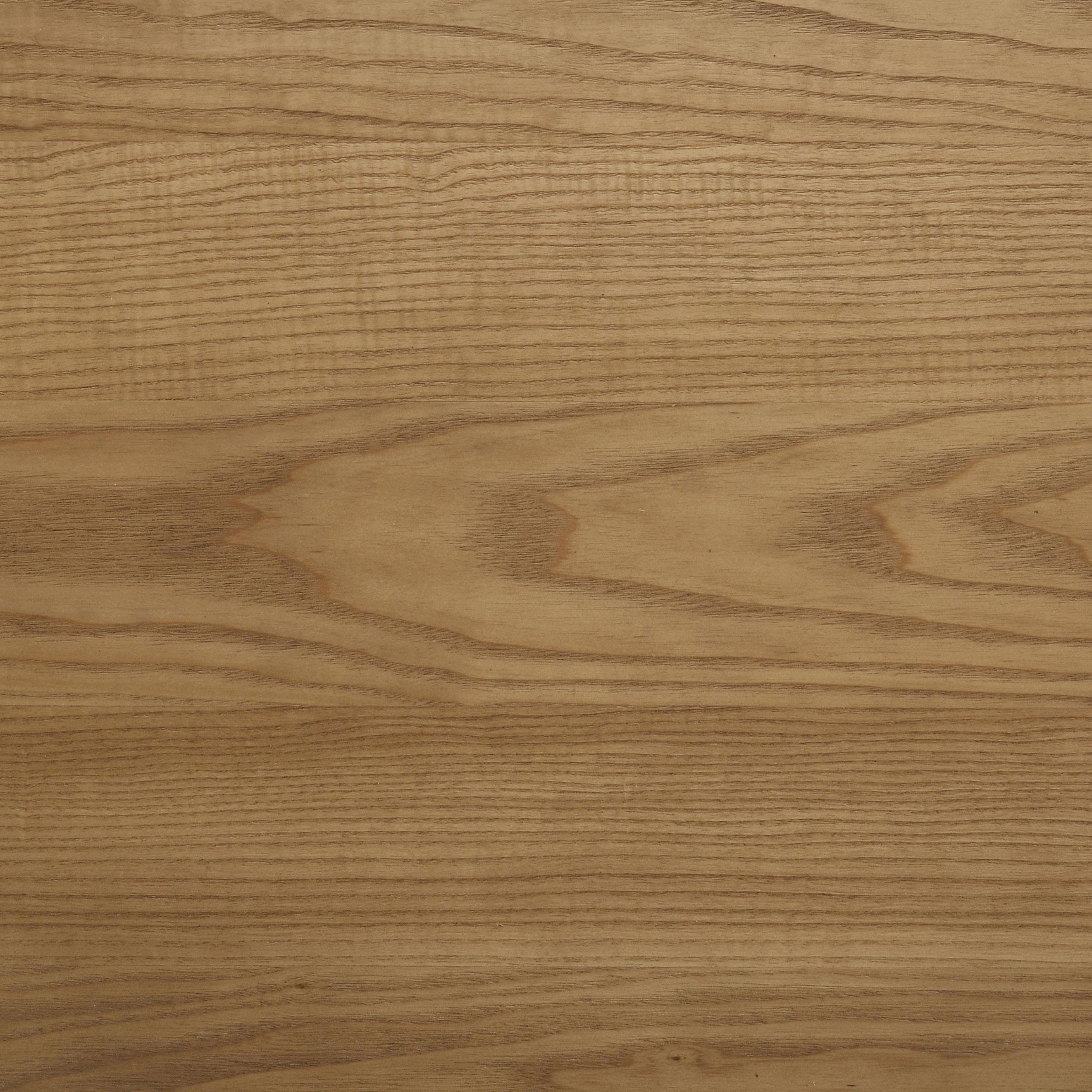 Robyn chest assembled in room